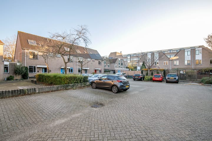 Foto 46 van Auguste Renoirrade 6