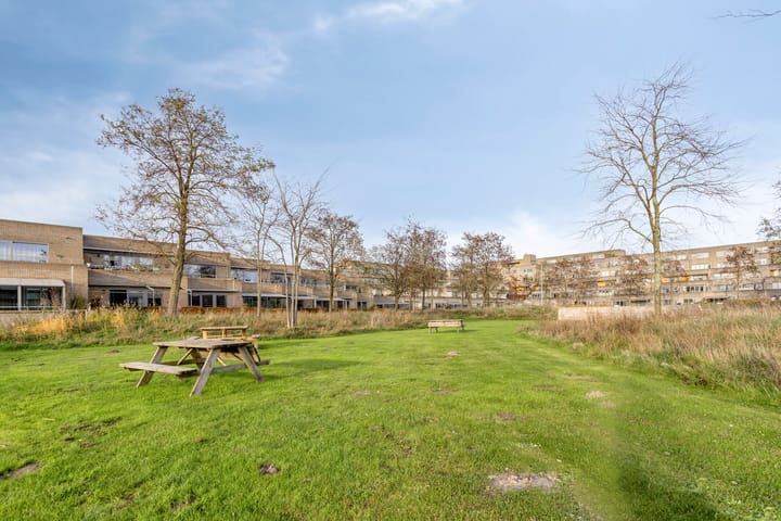 Photo 1 of Thorstraat 24