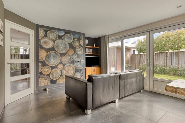 Photo 9 of Vlassert 5