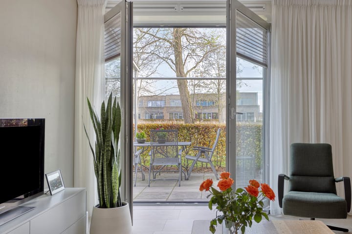 Photo 17 of Thorstraat 24