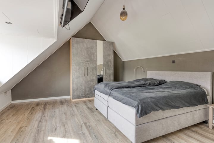 Photo 22 of Vlassert 5