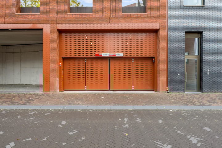 Photo 32 of Moormannstraat 59