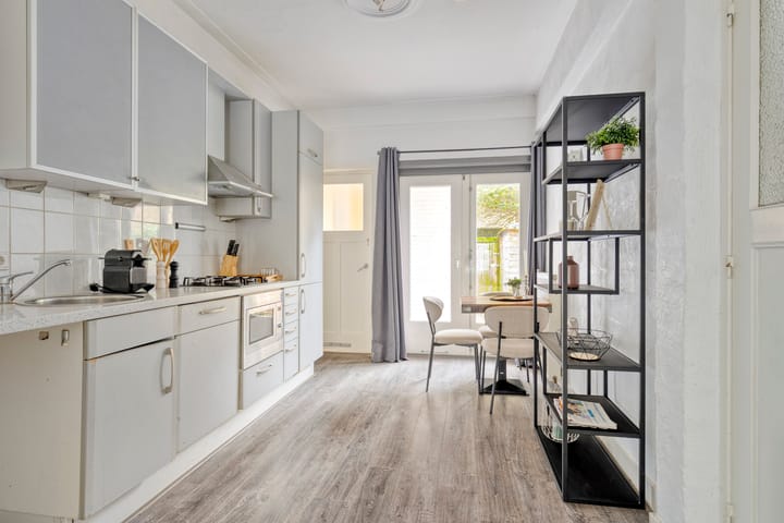 Photo 11 of Willem Barentzstraat 8