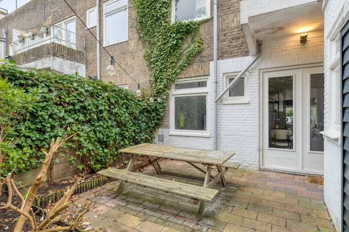 Photo 27 of Willem Barentzstraat 8