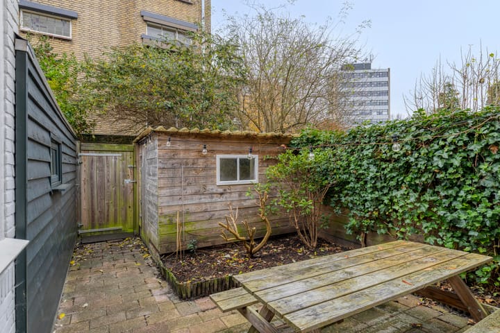 Photo 28 of Willem Barentzstraat 8