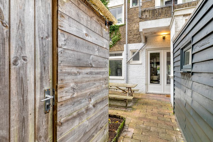 Photo 30 of Willem Barentzstraat 8