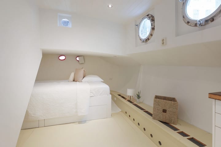 Foto 23 van Raamgracht 17-K