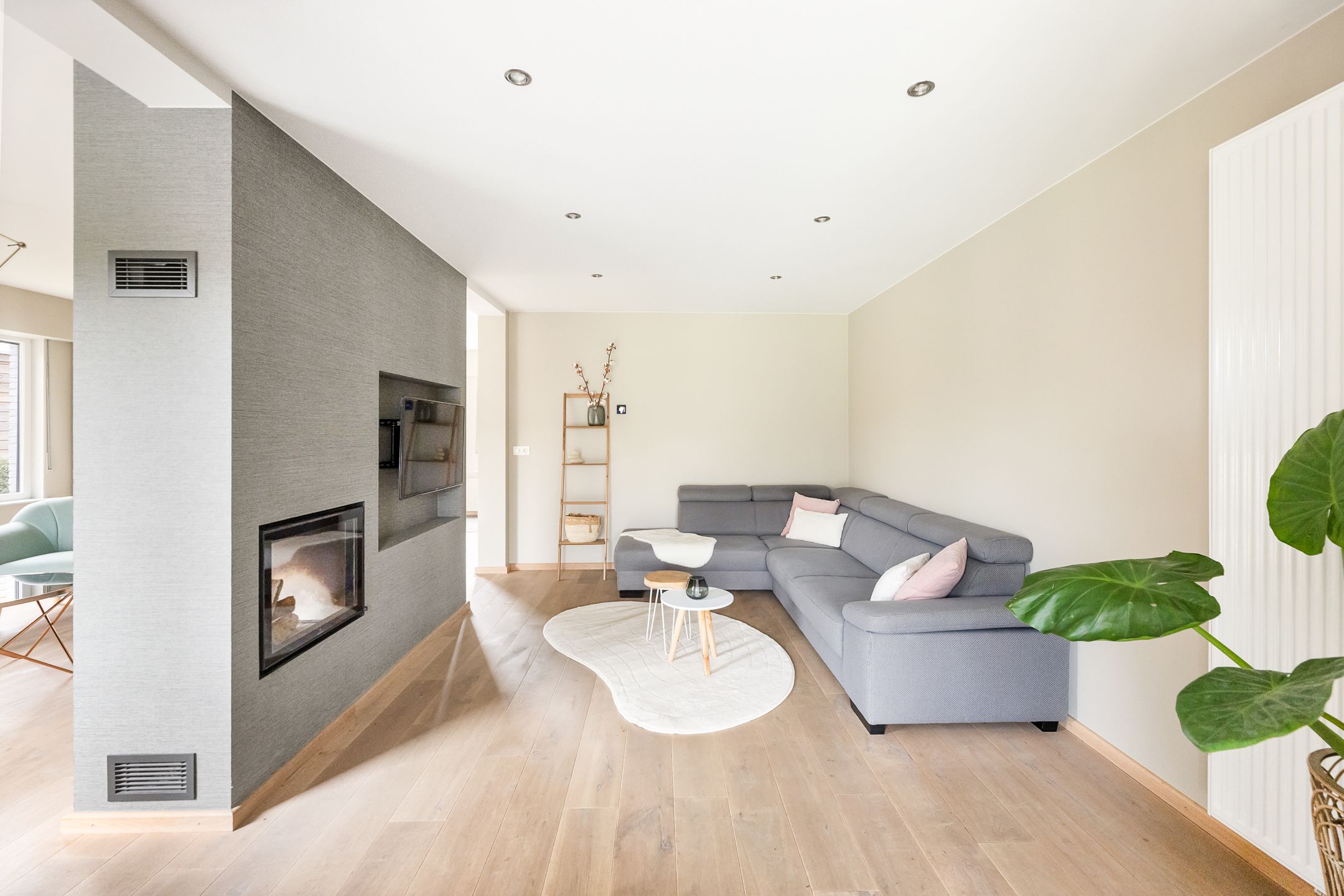 Photo 12 of Julianastraat 81