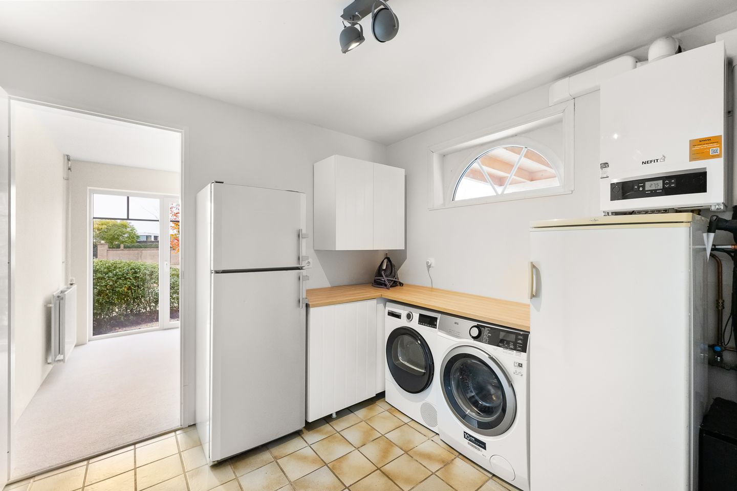 Photo 20 of Julianastraat 81