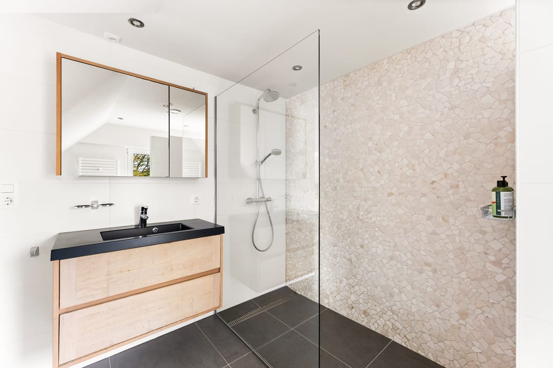 Photo 28 of Julianastraat 81