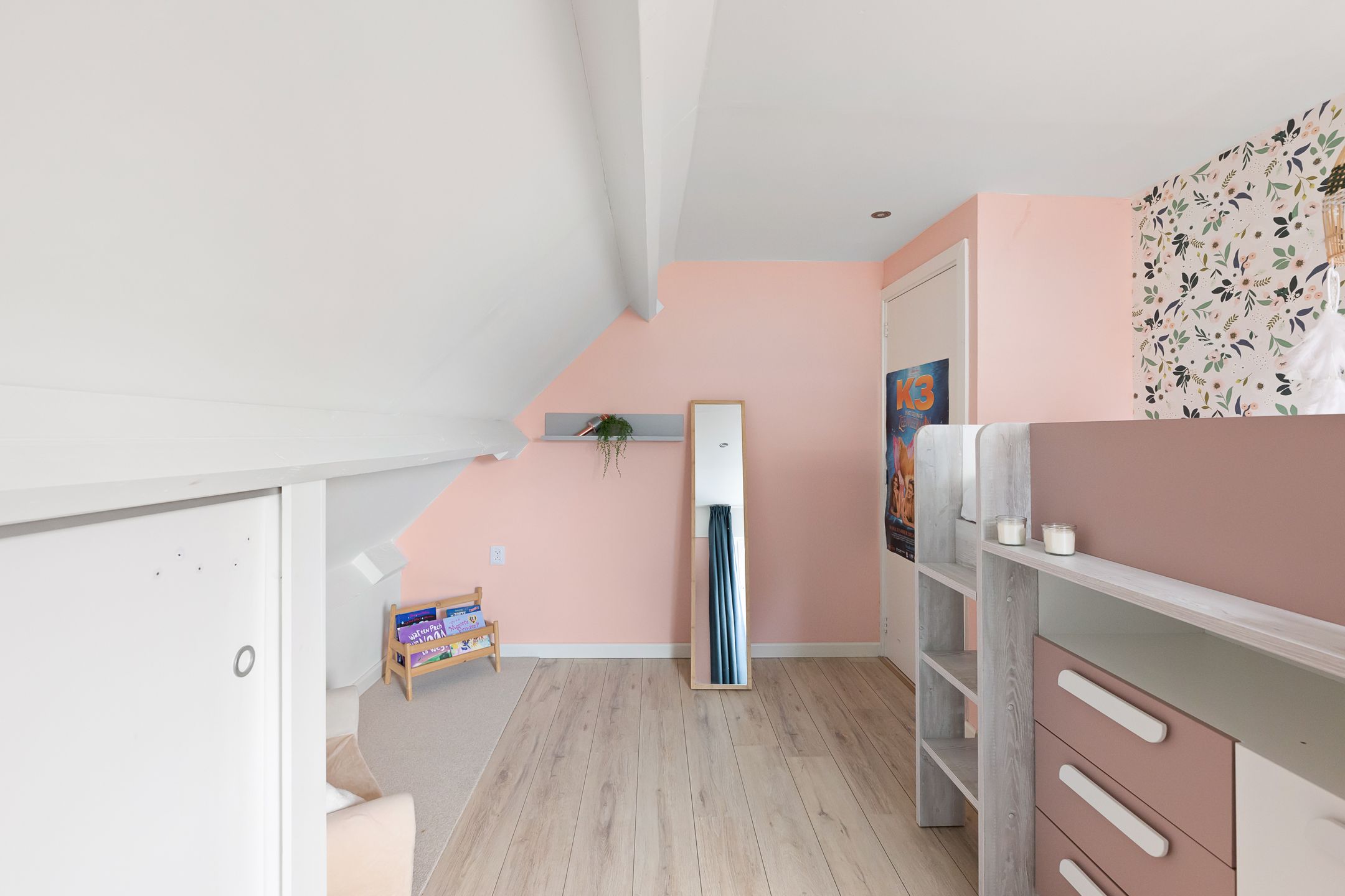 Photo 30 of Julianastraat 81