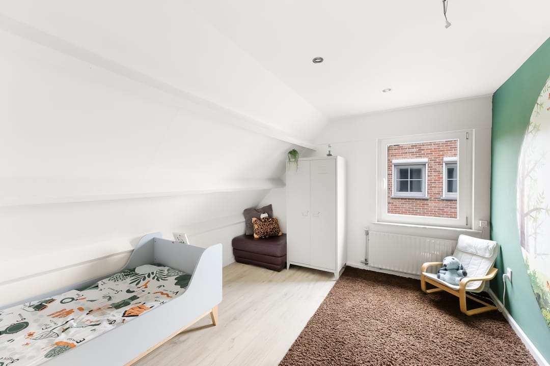 Photo 31 of Julianastraat 81