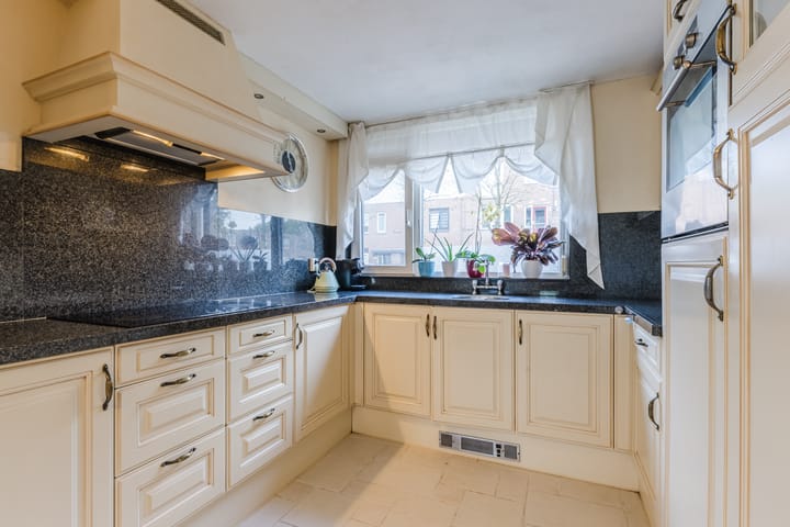 Photo 4 of Kesterenlaan 88