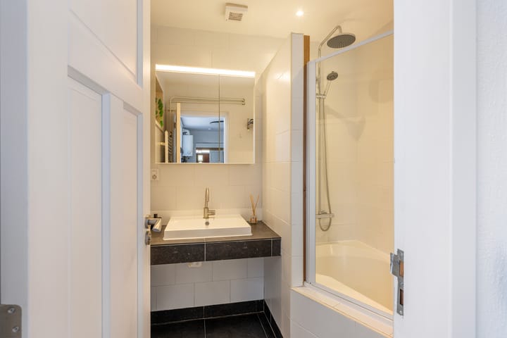 Foto 16 van Van Embdenstraat 4