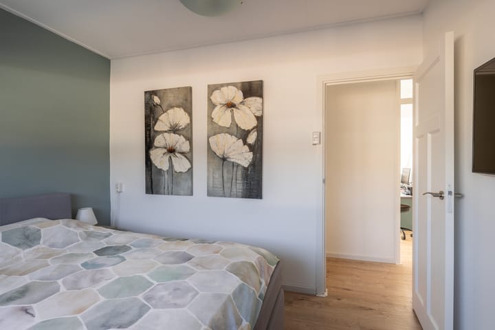 Foto 24 van Van Embdenstraat 4