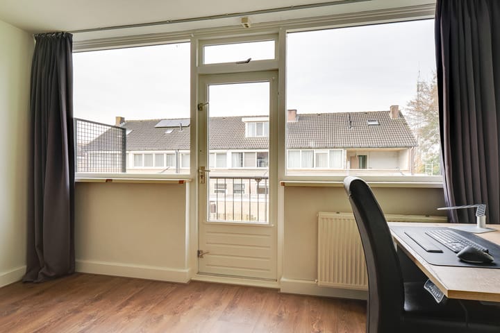 Photo 26 of G.R. van Kinschotstraat 23