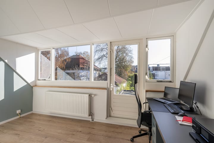 Foto 27 van Van Embdenstraat 4