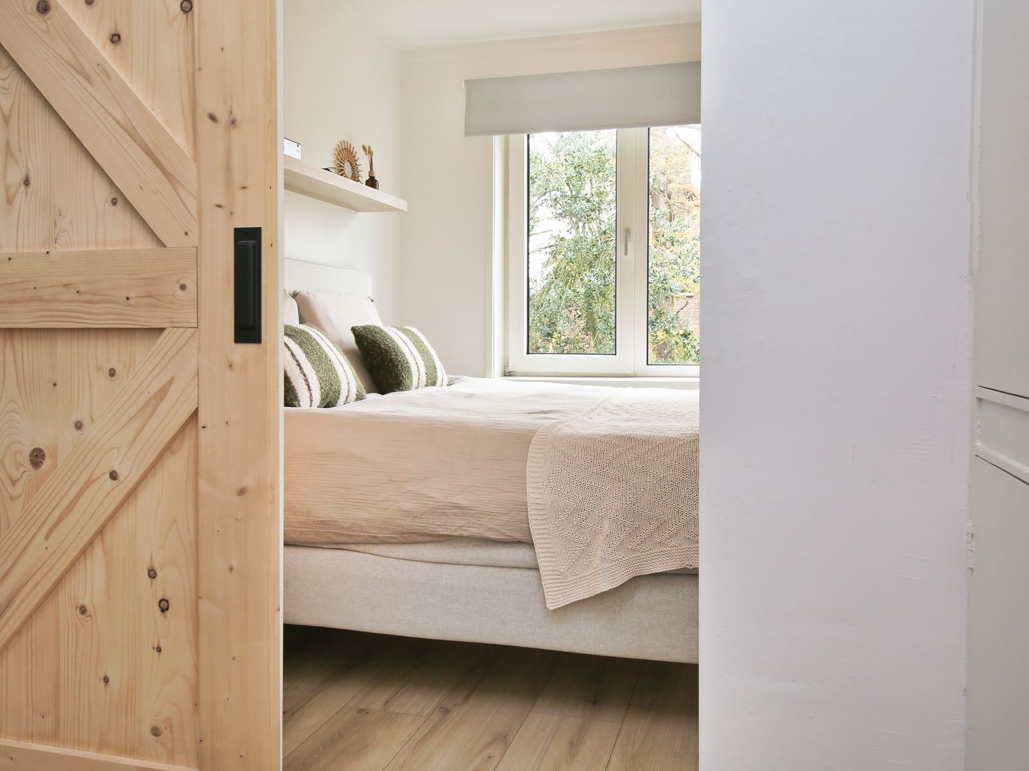 Photo 29 of Dompvloedslaan 56