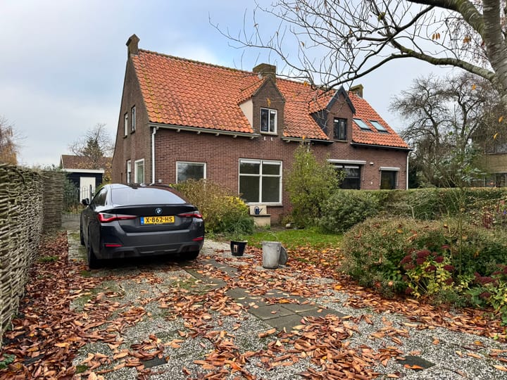 Zwaagdijk 68