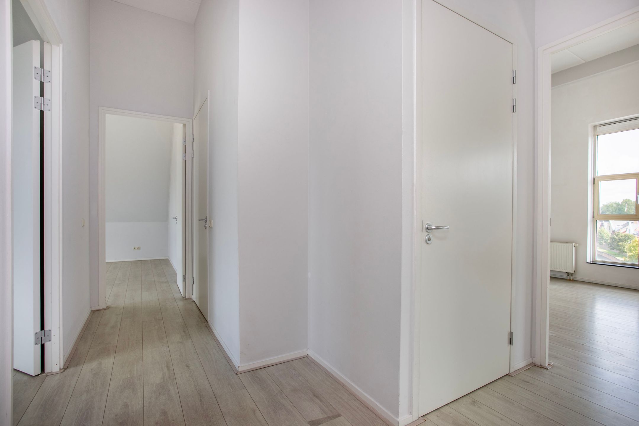 Foto 9 van J. Homan van der Heideplein 48