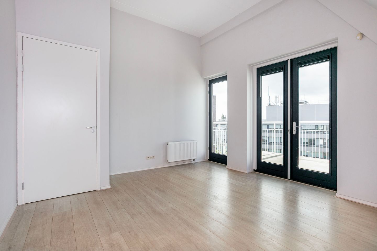 Foto 10 van J. Homan van der Heideplein 48