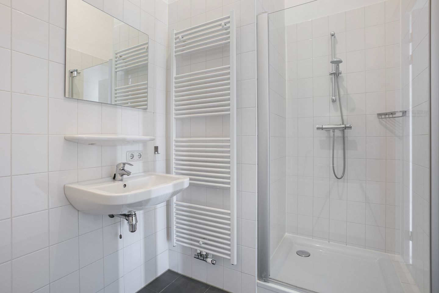 Foto 14 van J. Homan van der Heideplein 48