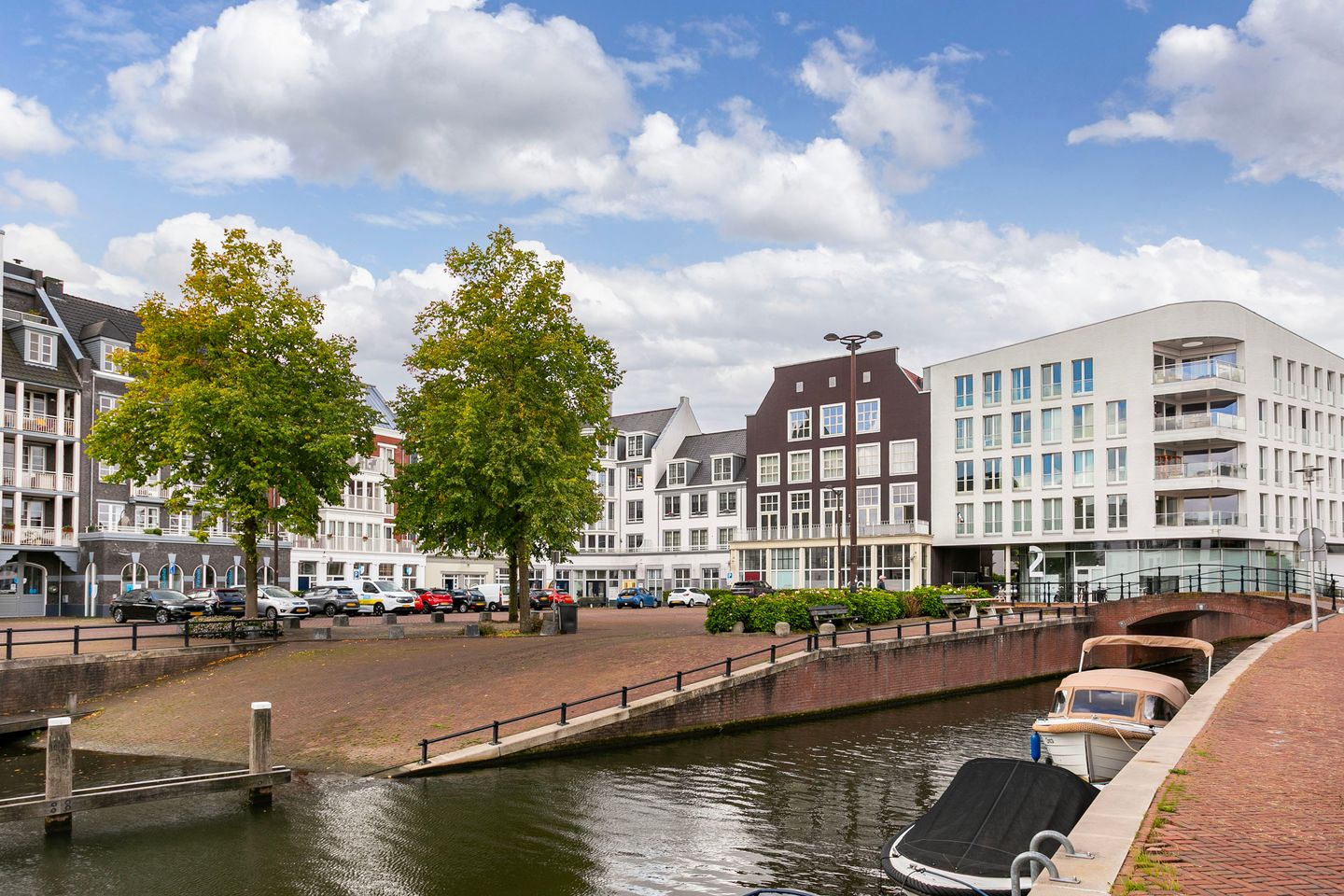 Foto 25 van J. Homan van der Heideplein 48