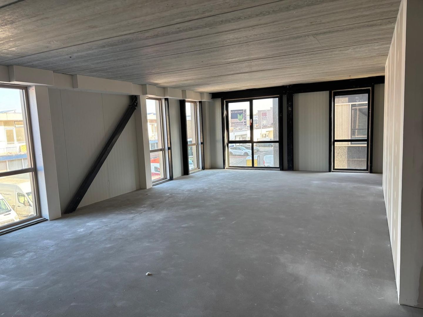 View photo 4 of Nevadadreef 15