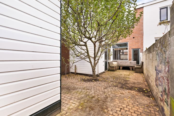 Photo 17 of Blokstraat 11