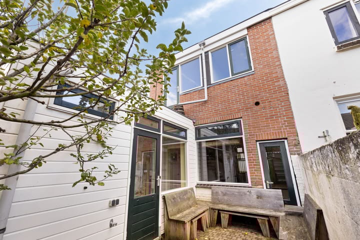 Photo 18 of Blokstraat 11