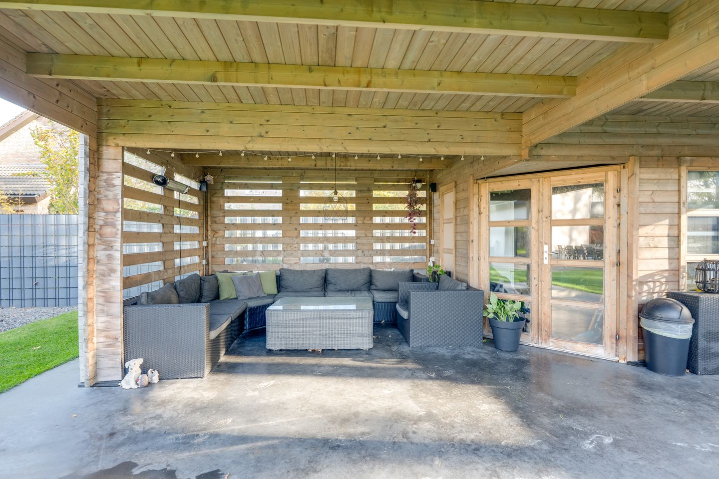 Foto 50 van Klaroenring 101