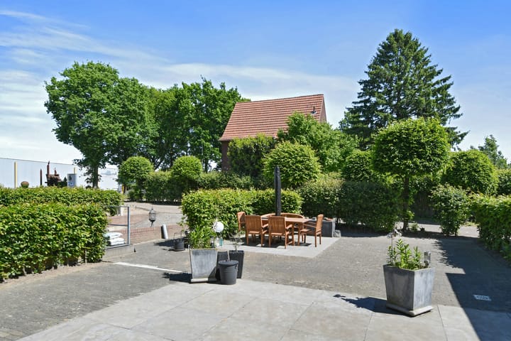 Photo 36 of Napoleonsweg 5