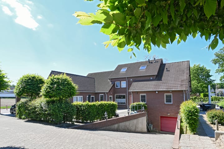 Photo 37 of Napoleonsweg 5