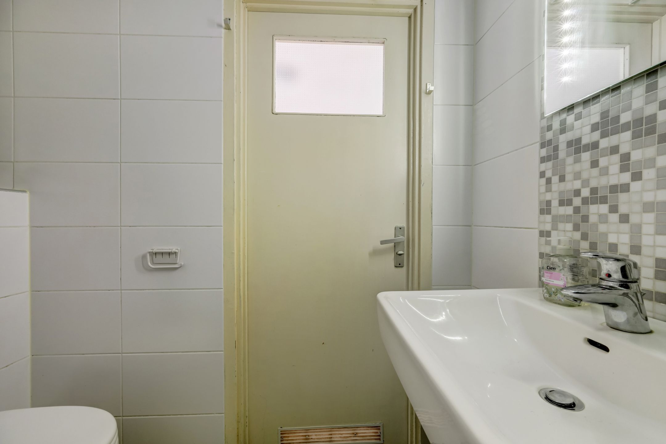 Foto 15 van Menkemaborgstraat 1