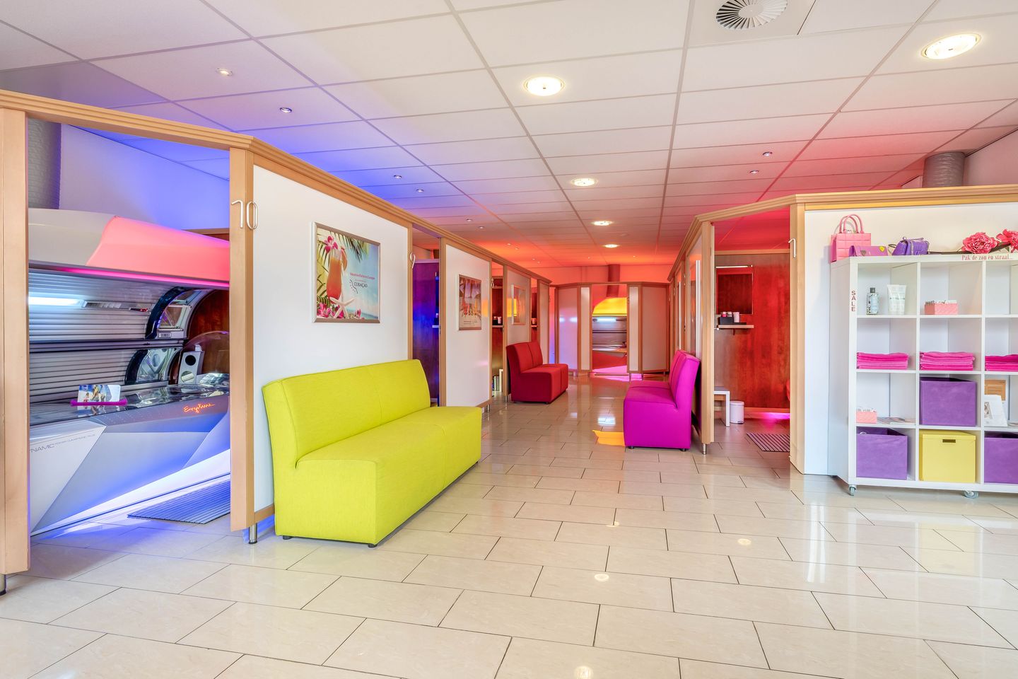 Bekijk foto 4 van Raadhuispassage 1