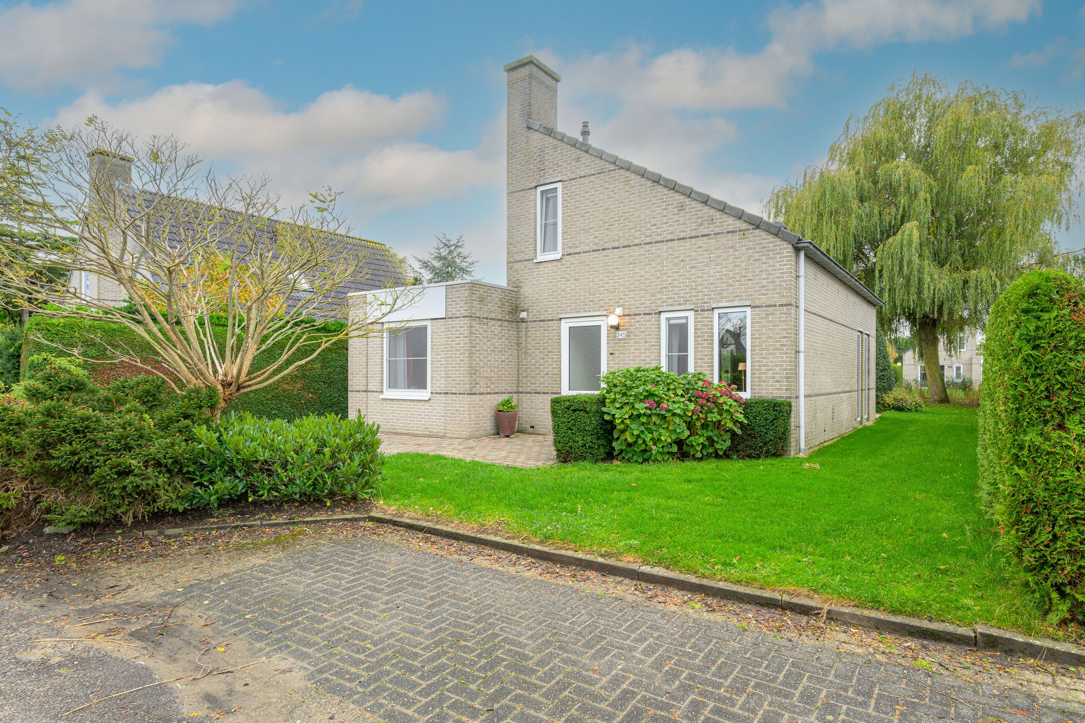 Droge Wijmersweg 5- 5 245