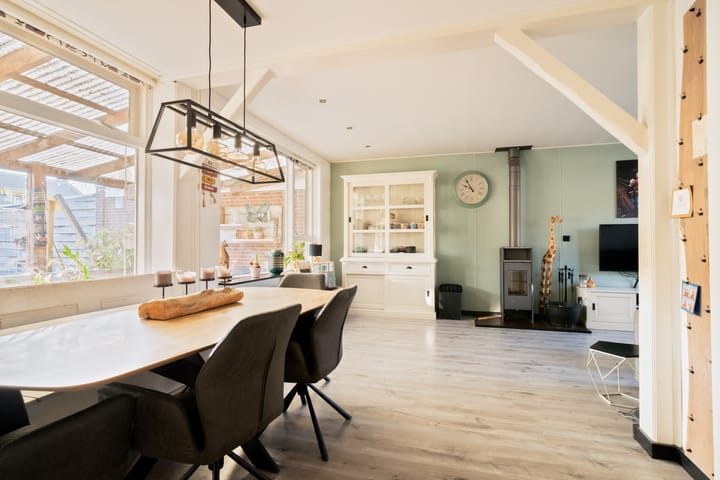 Photo 2 of Breeuwerstraat 13