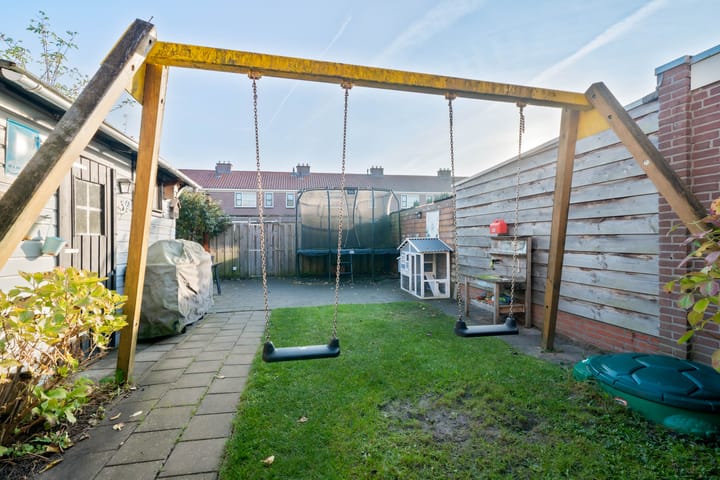 Foto 32 van Breeuwerstraat 13