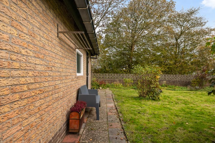 Photo 41 of Tialling van Eysingawei 2