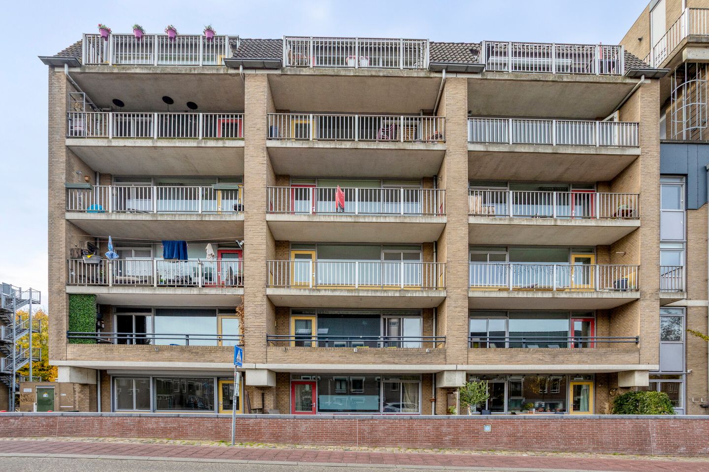 Foto 25 van Veemarkt 225