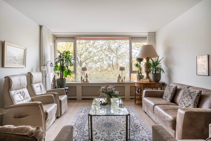 Photo 9 of Stationsweg 92-416