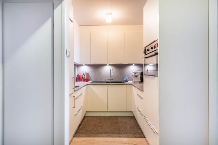 Photo 15 of Stationsweg 92-416