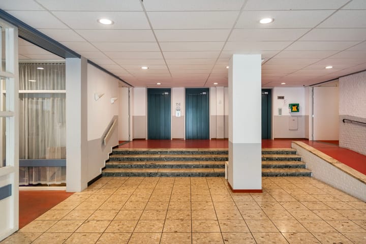 Photo 7 of Stationsweg 92-416