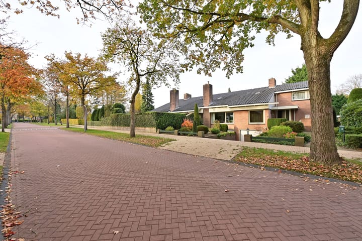 Foto 3 van Mackaylaan 2