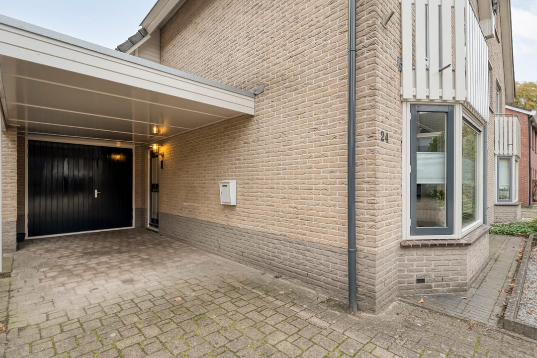 Photo 2 of Eendekroos 24