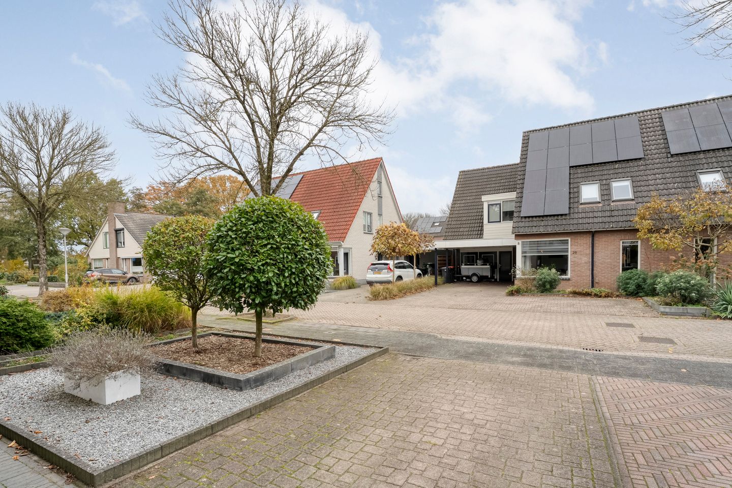 Photo 44 of Eendekroos 24