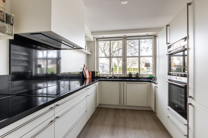 Foto 22 van Courteniusstraat 4