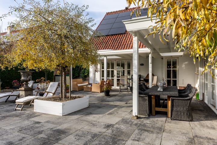 Foto 30 van Courteniusstraat 4