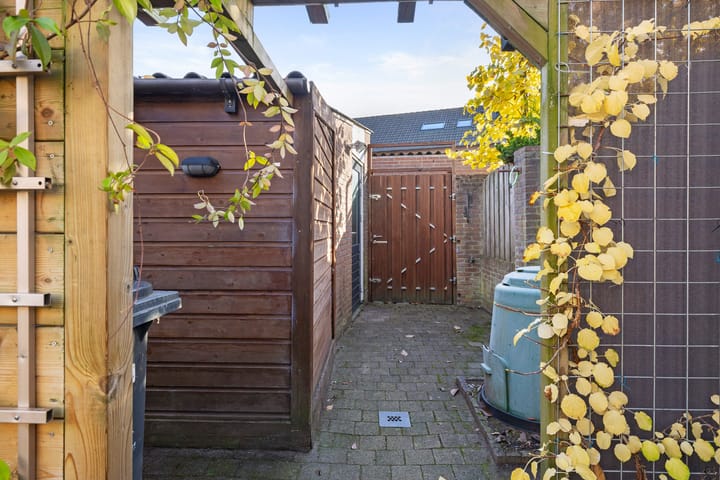 Photo 35 of Kastanjedreef 38