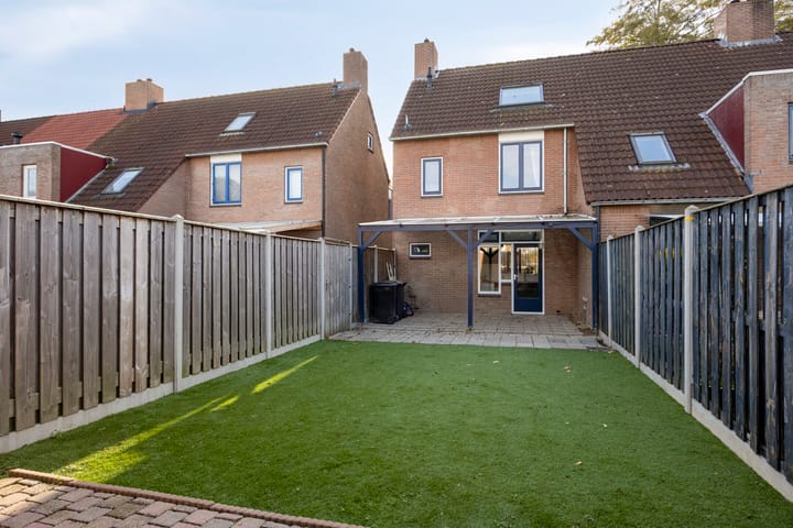 Foto 30 van Stormvogelstraat 33